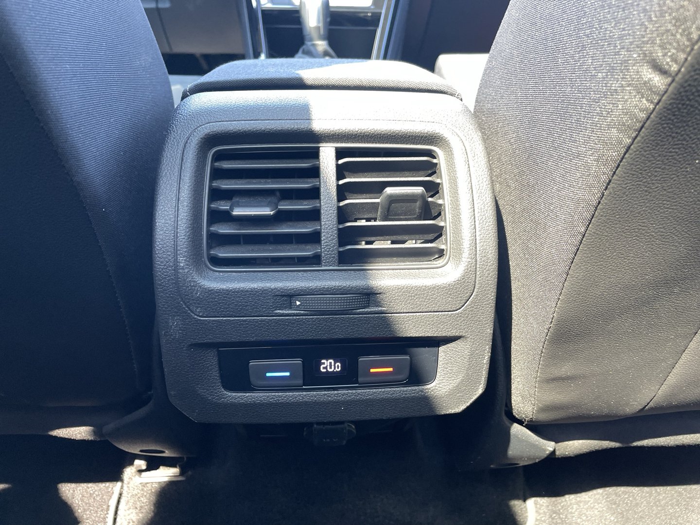 VW Touran Highline TSI DSG | Bild 23 von 29