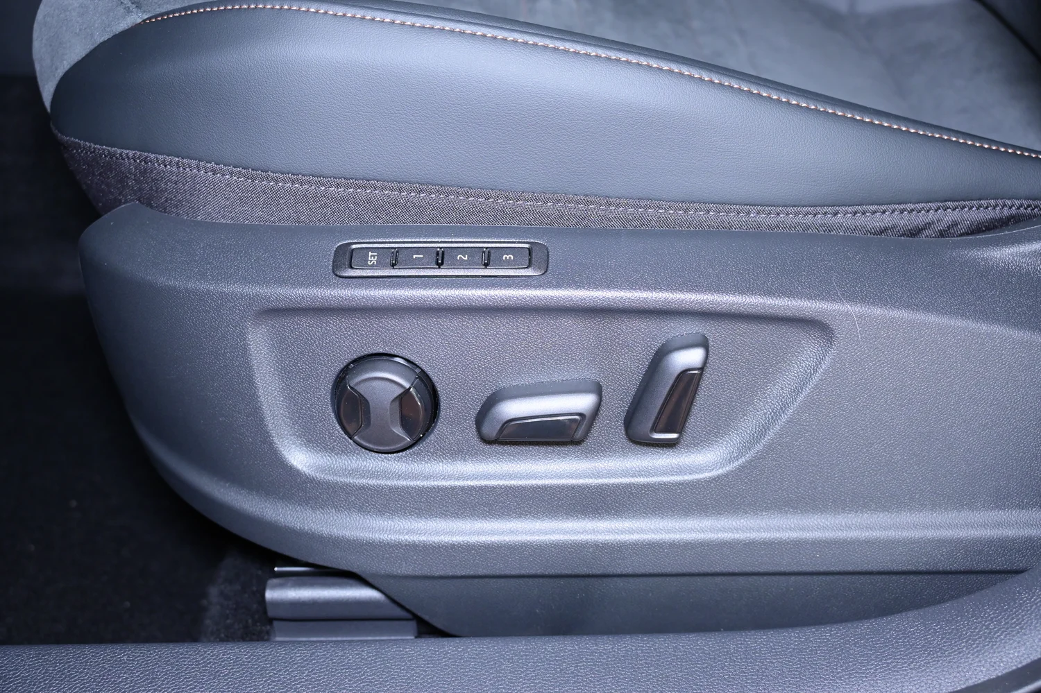 Bild eines Ateca VZ 2.0 TSI DSG 4Drive 300