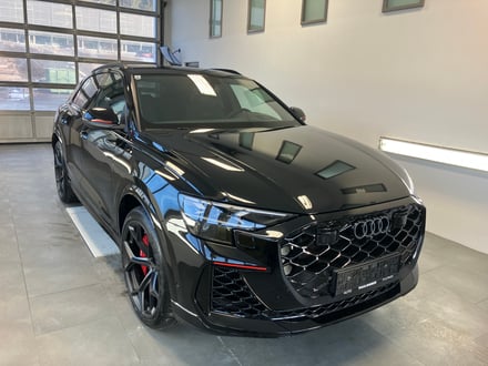 Audi RS Q8 performance