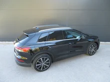 Audi Q4 e-tron 40 e-tron in Mythosschwarz metallic