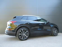 Audi Q4 e-tron 40 e-tron in Mythosschwarz metallic