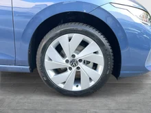 VW Golf Rabbit TSI in Anemonenblau Metallic