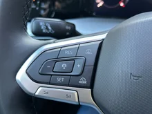 VW Golf Rabbit TSI in Anemonenblau Metallic