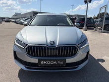 Škoda Superb Combi Selection iV TSI DSG in Pebble-Silber Metallic