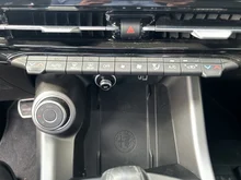 Alfa Romeo Tonale Edizione Speciale Plug-In-Hybrid AWD in dunkelblau - metallic