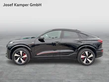 Audi Q6 Sportback e-tron quattro in Mythosschwarz Metallic