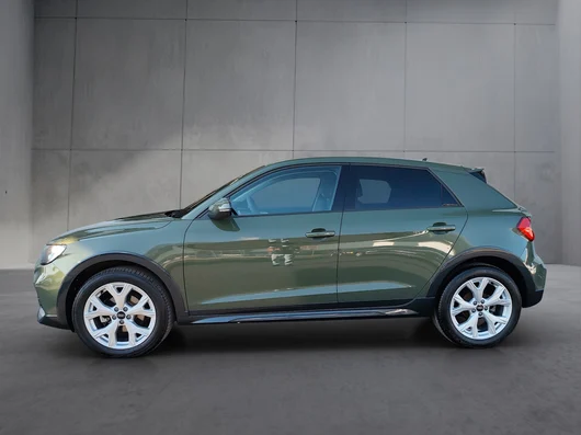Bild eines Audi A1 allstreet 30 TFSI