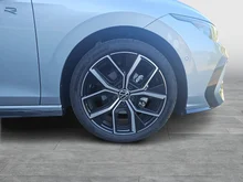 VW Golf Variant Sport mHeV DSG in Oyster Silver Metallic