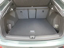 Audi Q4 Sportback e-tron quattro in Salbeigrün Metallic