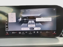 Audi Q4 Sportback e-tron quattro in Salbeigrün Metallic