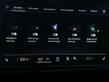 Audi A6 Avant e-hybrid quattro 220 kW in 5U Firmamentblau Metallic