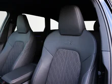 Audi A6 Avant e-hybrid quattro 220 kW in 5U Firmamentblau Metallic