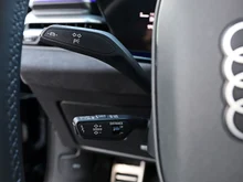 Audi A6 Avant e-hybrid quattro 220 kW in 5U Firmamentblau Metallic