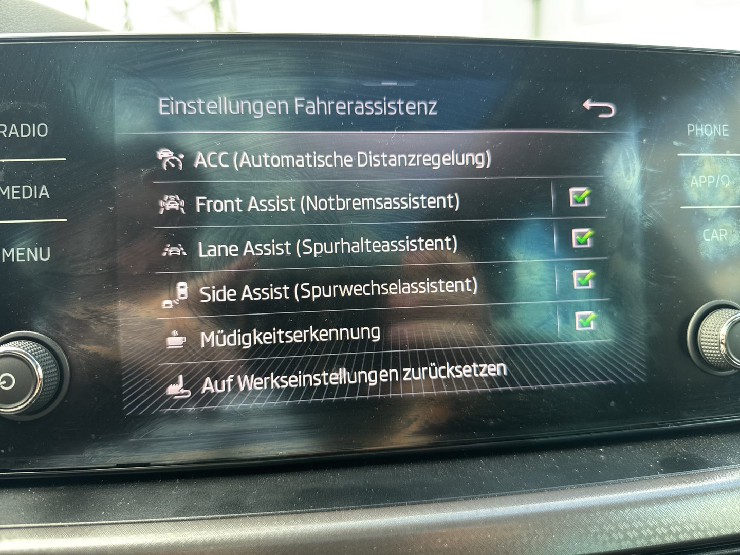 Škoda SCALA Style TSI ACT DSG | Bild 20 von 25