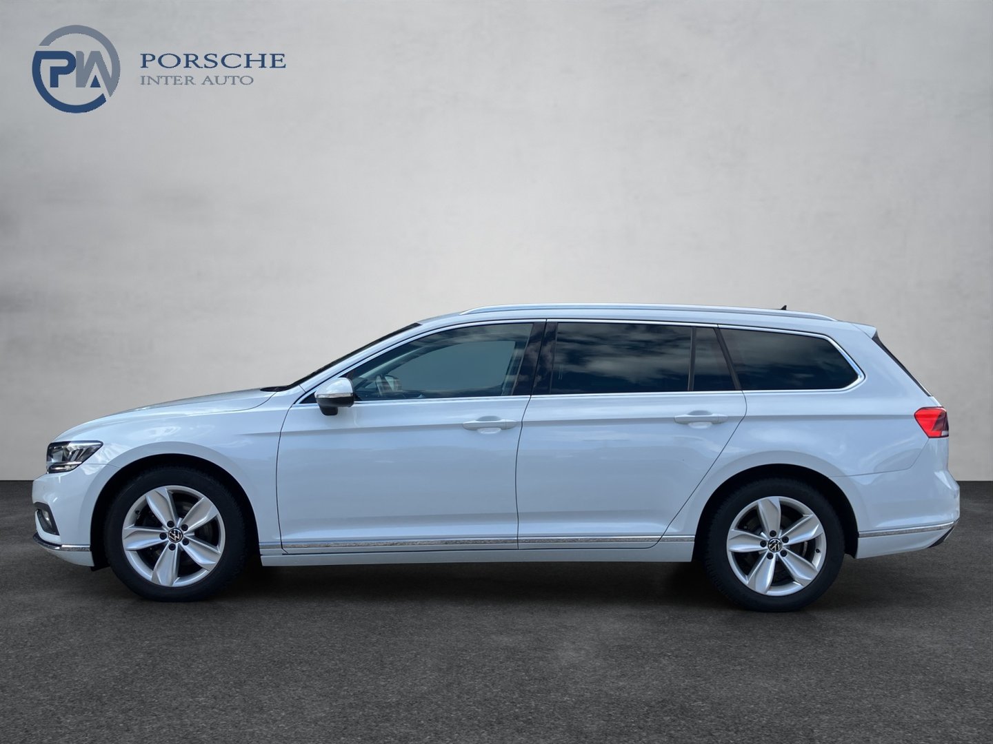 VW Passat Variant Elegance TDI DSG | Bild 13 von 17