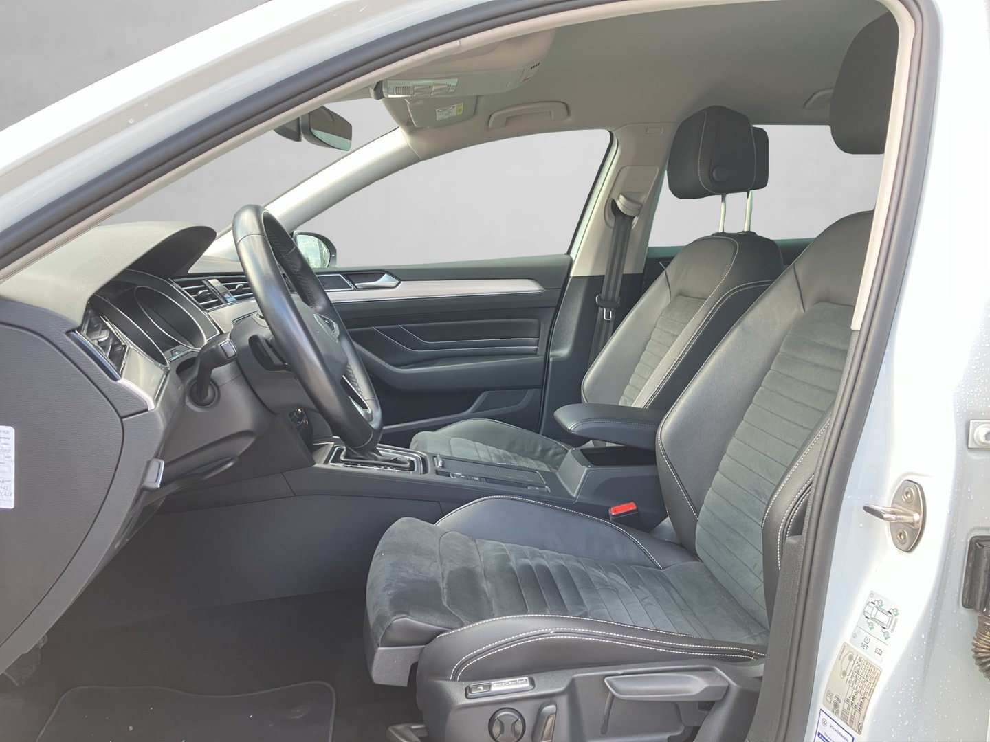 VW Passat Variant Elegance TDI DSG | Bild 5 von 17