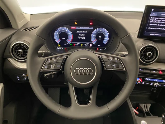 Bild eines Audi Q2 30 TFSI admired