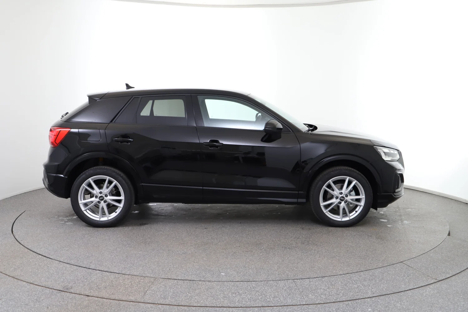Bild eines Audi Q2 30 TFSI admired