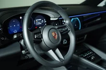 Porsche Macan 4 in mittelgrau - metallic