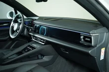 Porsche Macan 4 in mittelgrau - metallic