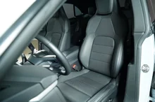 Porsche Macan 4 in mittelgrau - metallic