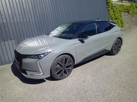 DS 4 E-Tense La Première