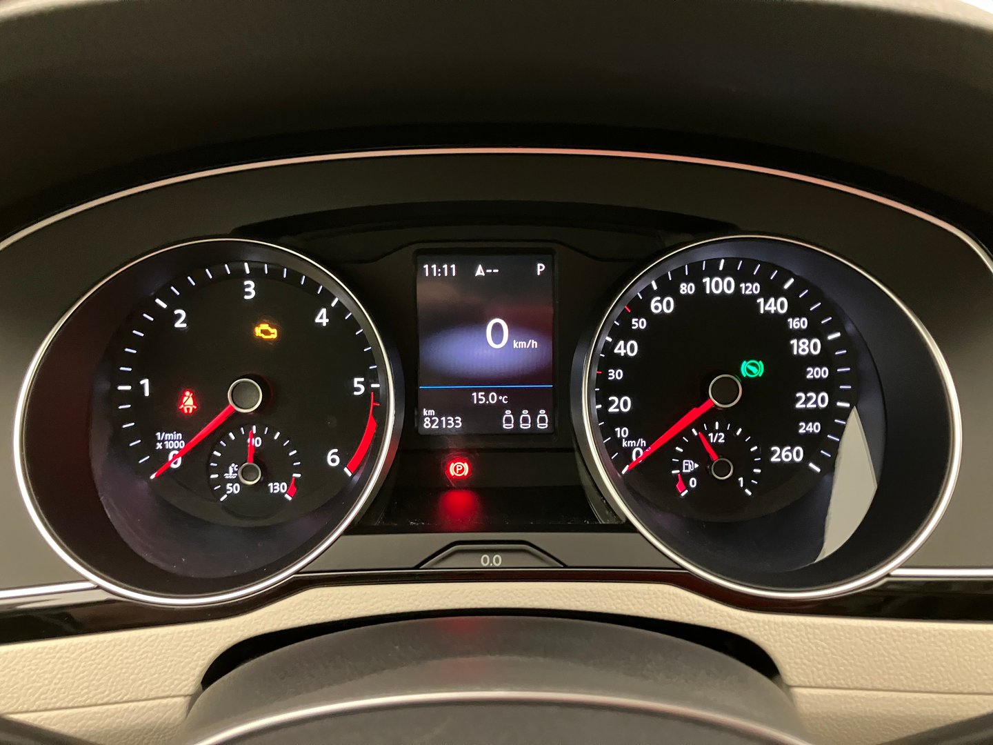 VW Passat Variant Highline TDI SCR DSG | Bild 16 von 30