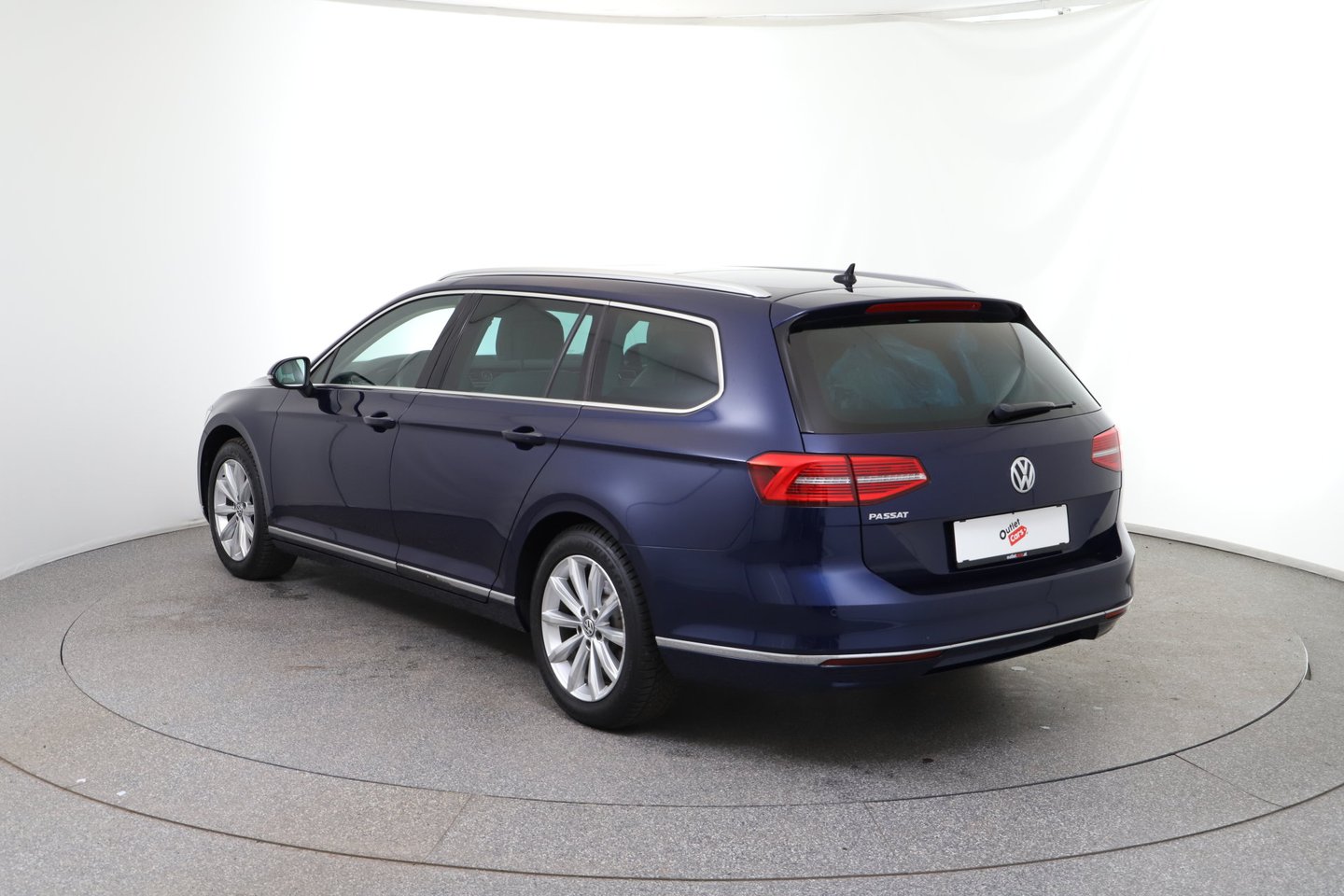 VW Passat Variant Highline TDI SCR DSG | Bild 3 von 30