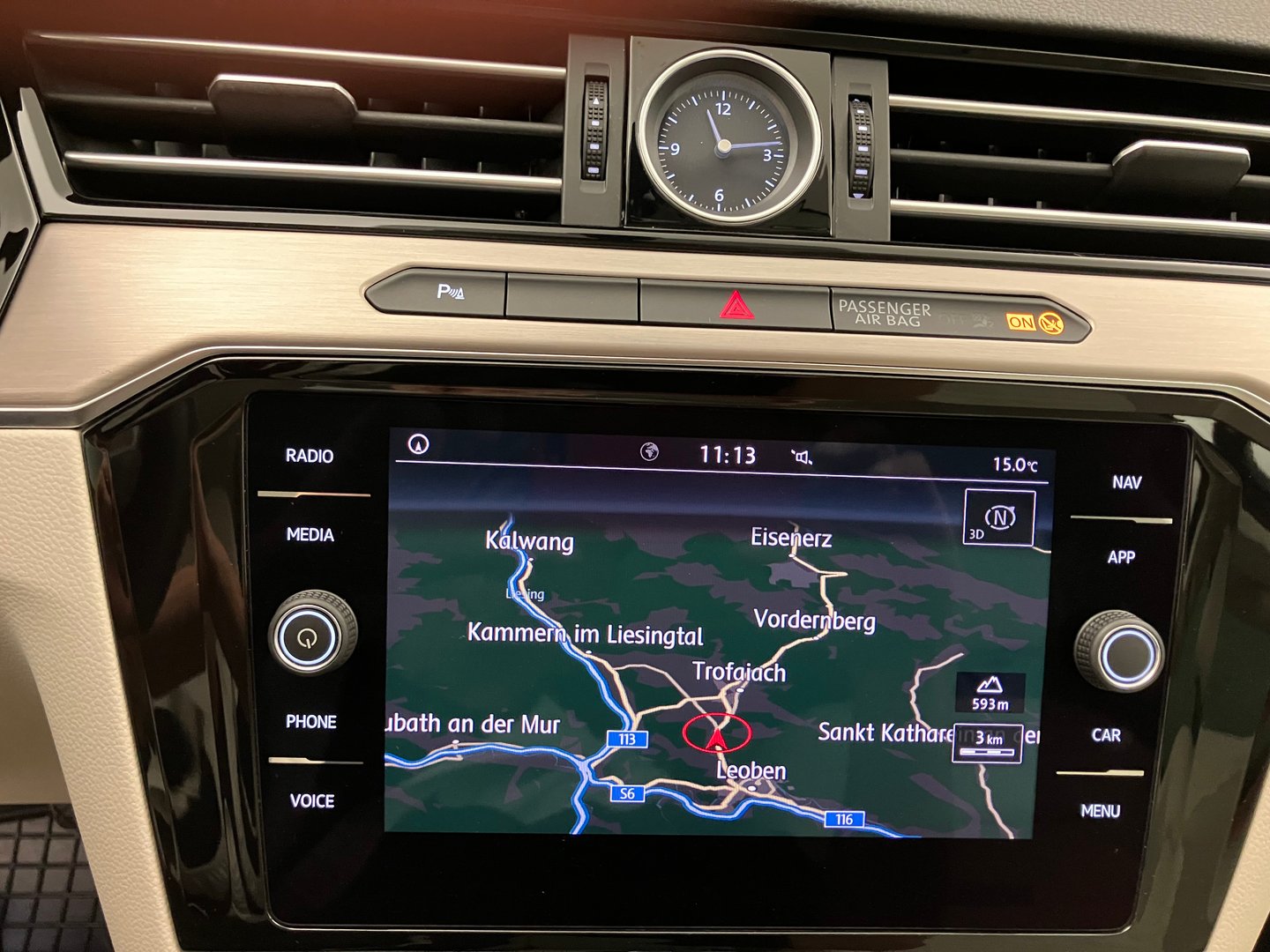 VW Passat Variant Highline TDI SCR DSG | Bild 19 von 30