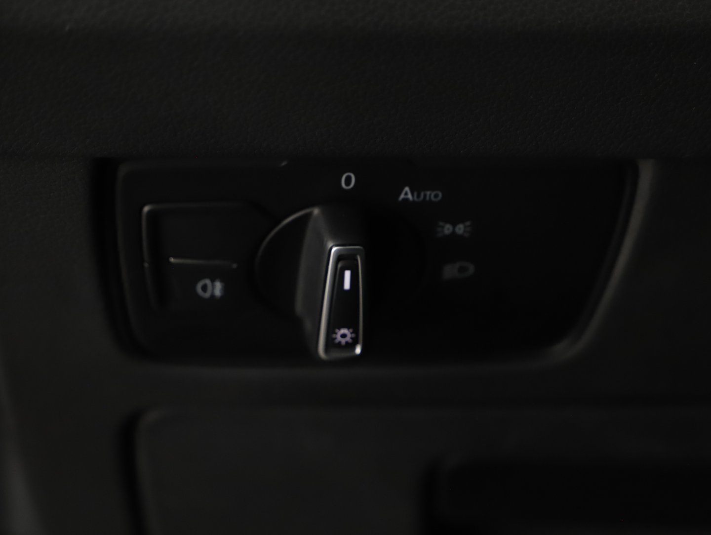 VW Arteon SB R-Line TDI 4MOTION DSG | Bild 12 von 31