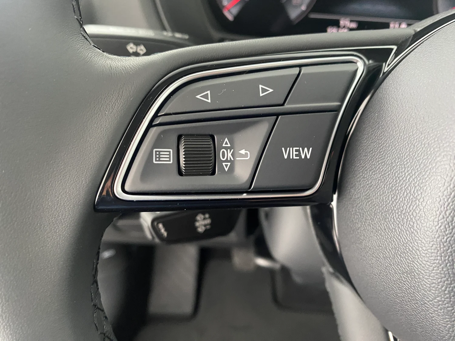 Bild eines Audi Q2 30 TFSI admired