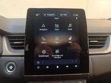 Renault Captur TCe 90 Intens in hellgrau - normal