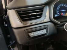 Renault Captur TCe 90 Intens in hellgrau - normal