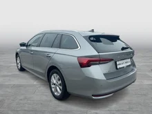 Škoda Octavia Combi Selection TSI mHEV DSG in Smokey Diamond-Silber Metallic