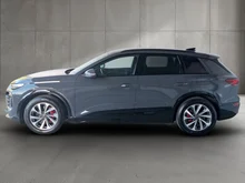 Audi Q6 e-tron quattro business in Magnetgrau