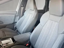 Audi Q6 e-tron quattro business in Magnetgrau