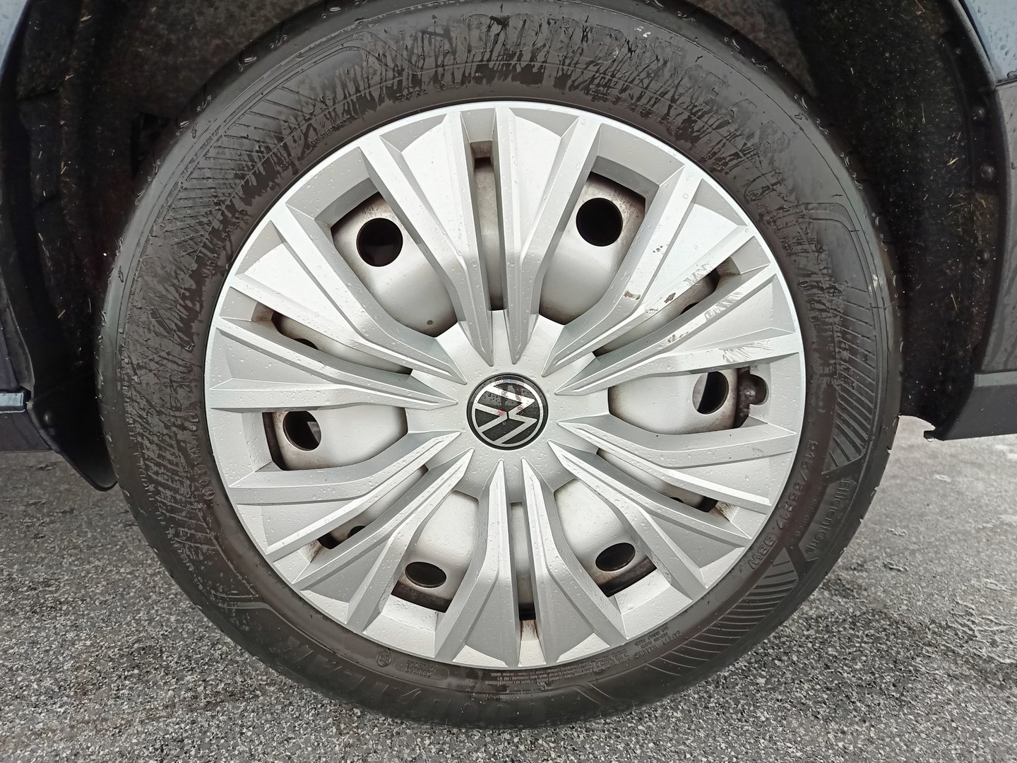 VW Caddy Maxi TDI | Bild 9 von 30
