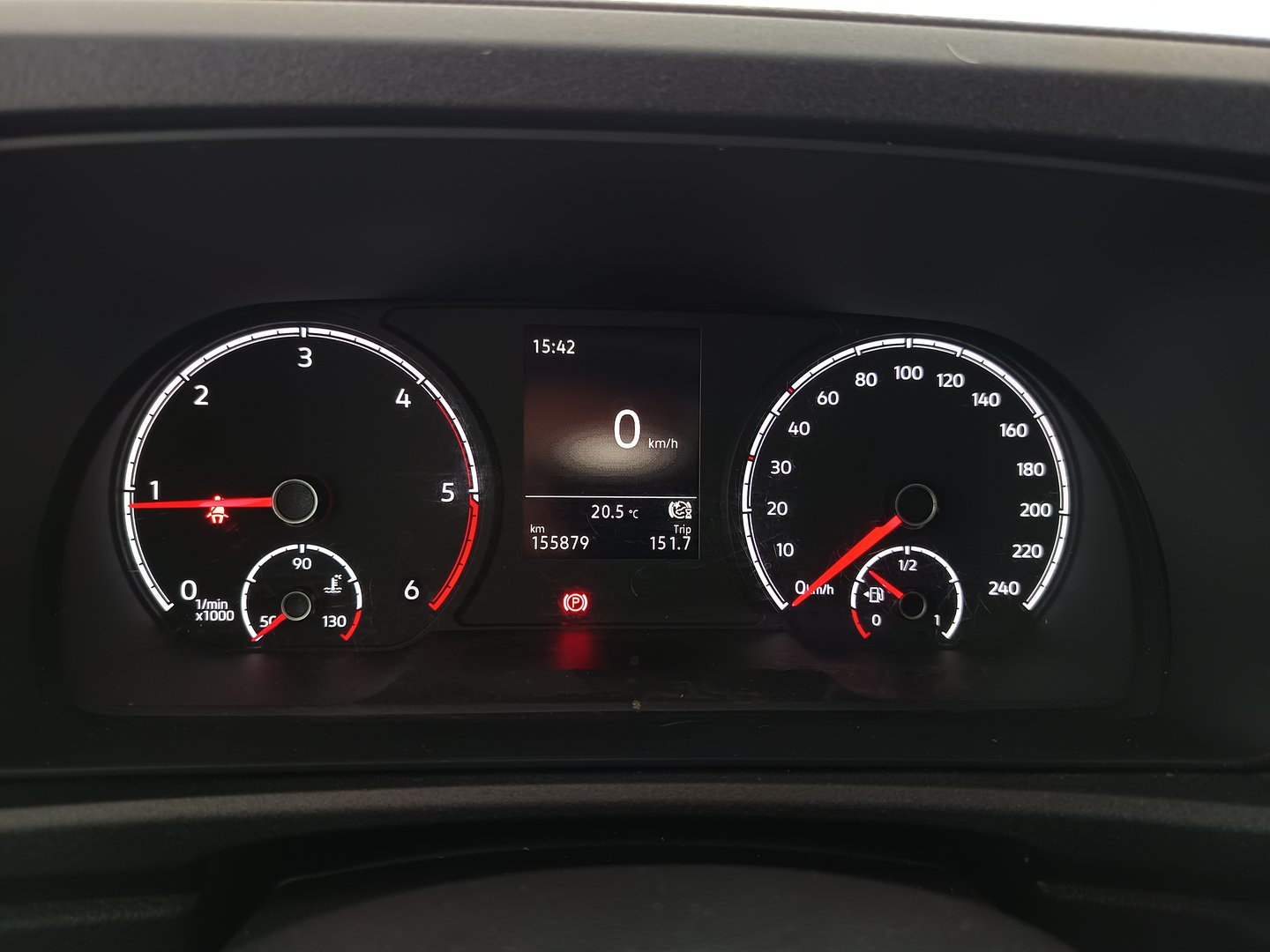VW Caddy Maxi TDI | Bild 15 von 30