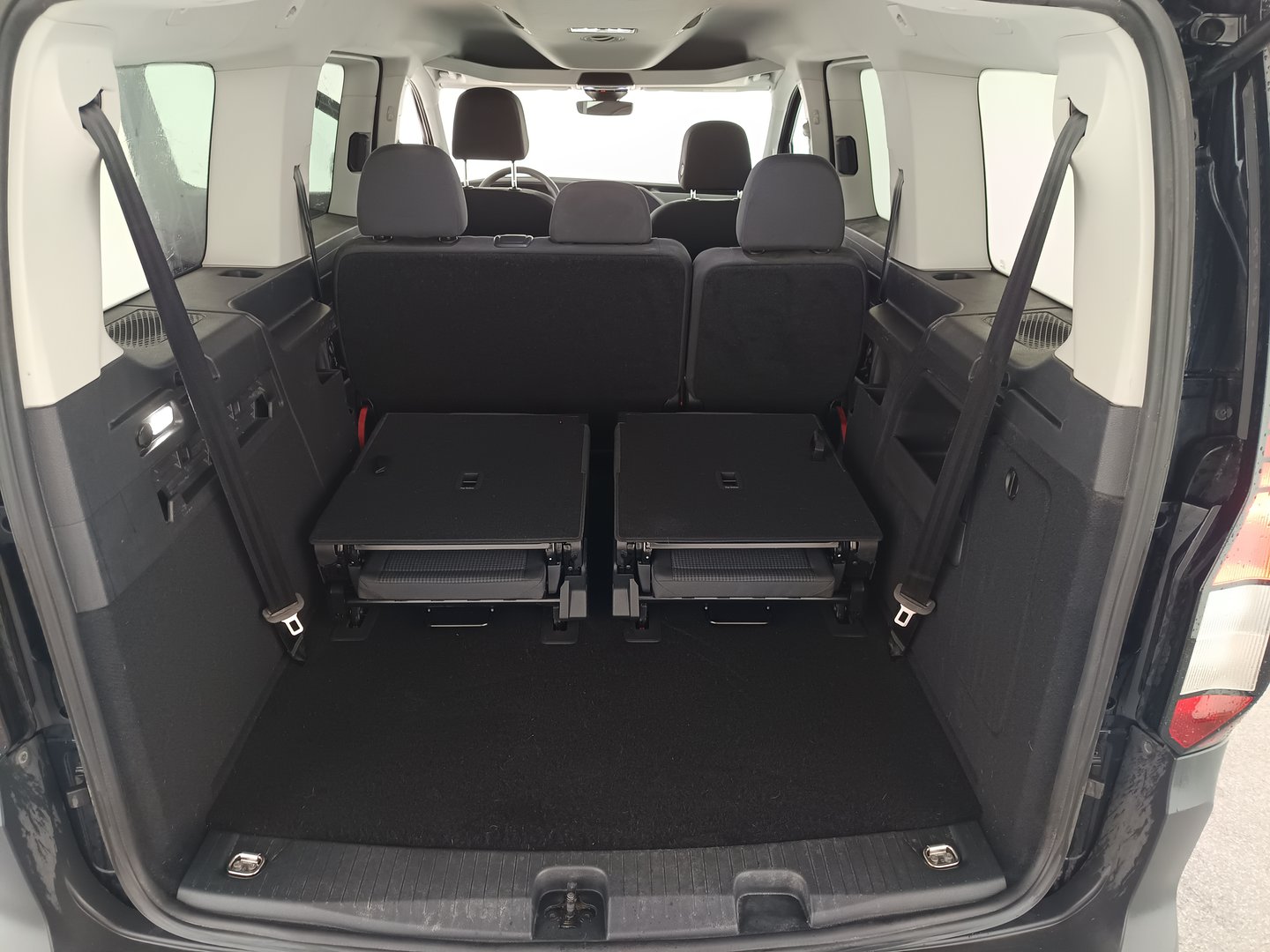 VW Caddy Maxi TDI | Bild 26 von 30