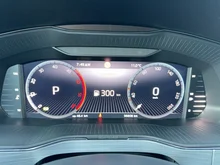 Škoda Superb 4x4 Ambition TDI DSG in Graphit-Grau Metallic
