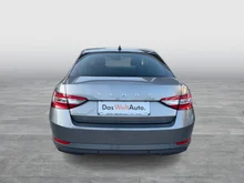 Škoda Superb 4x4 Ambition TDI DSG in Graphit-Grau Metallic