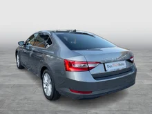 Škoda Superb 4x4 Ambition TDI DSG in Graphit-Grau Metallic