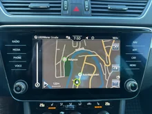 Škoda Superb 4x4 Ambition TDI DSG in Graphit-Grau Metallic