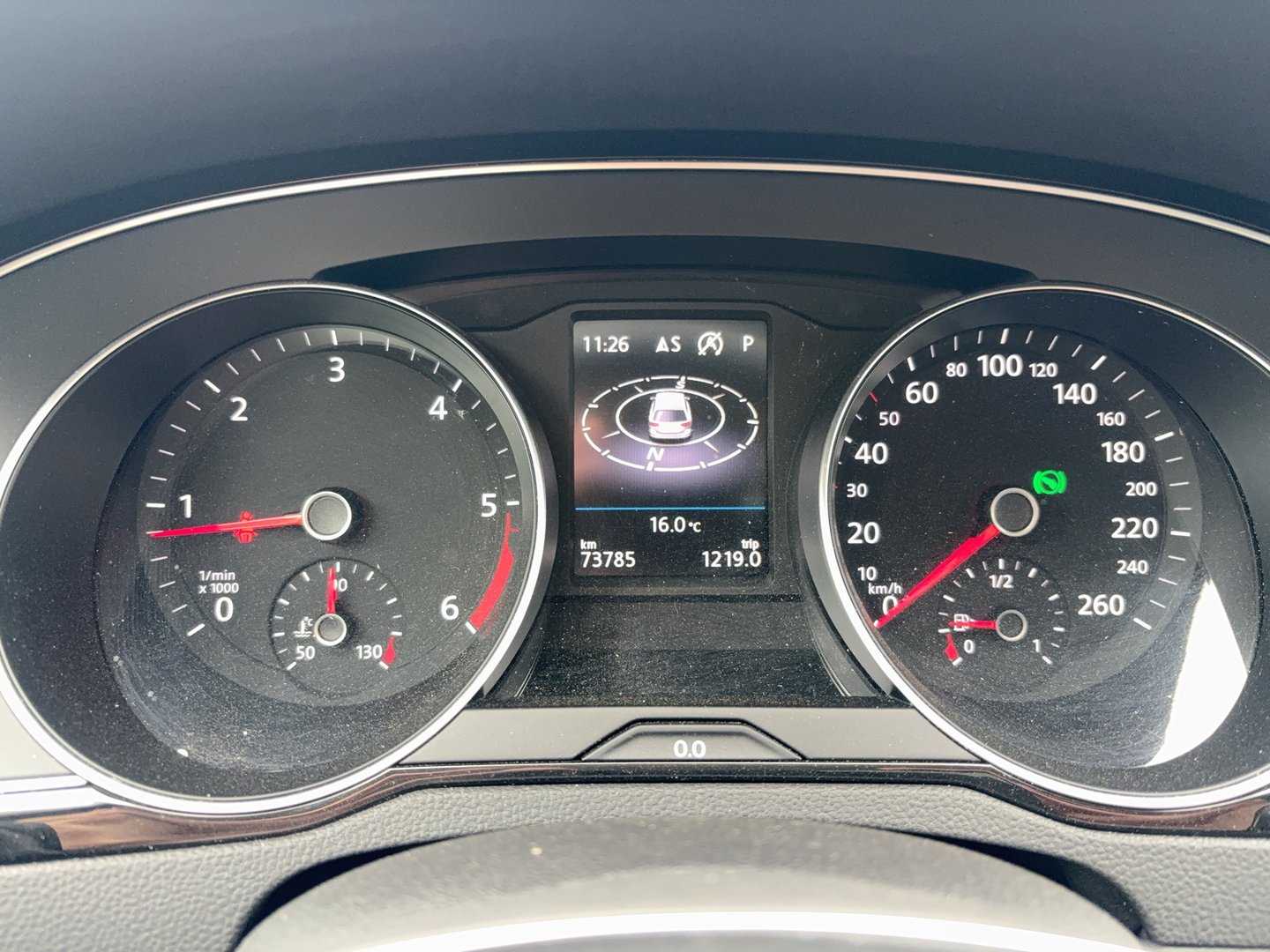 VW Passat Variant Highline TDI SCR DSG | Bild 11 von 20
