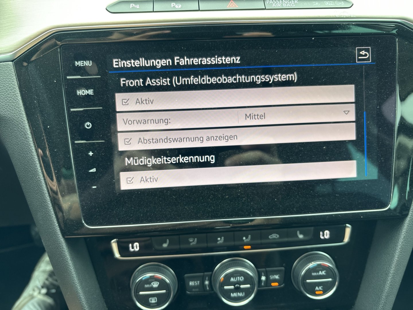 VW Passat Variant Highline TDI SCR DSG | Bild 15 von 20