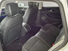 VW Passat Variant Business TDI DSG in Pure White