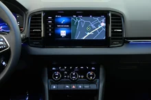 Škoda Karoq Sportline TSI DSG ACT in Graphit-Grau Metallic