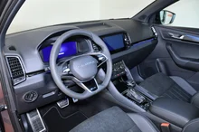 Škoda Karoq Sportline TSI DSG ACT in Graphit-Grau Metallic