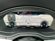 Audi Q5 Sportback 50 TFSI e quattro advanced in brillantschwarz