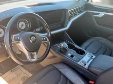 VW Touareg TDI SCR 4MOTION in Deep Black Perleffekt